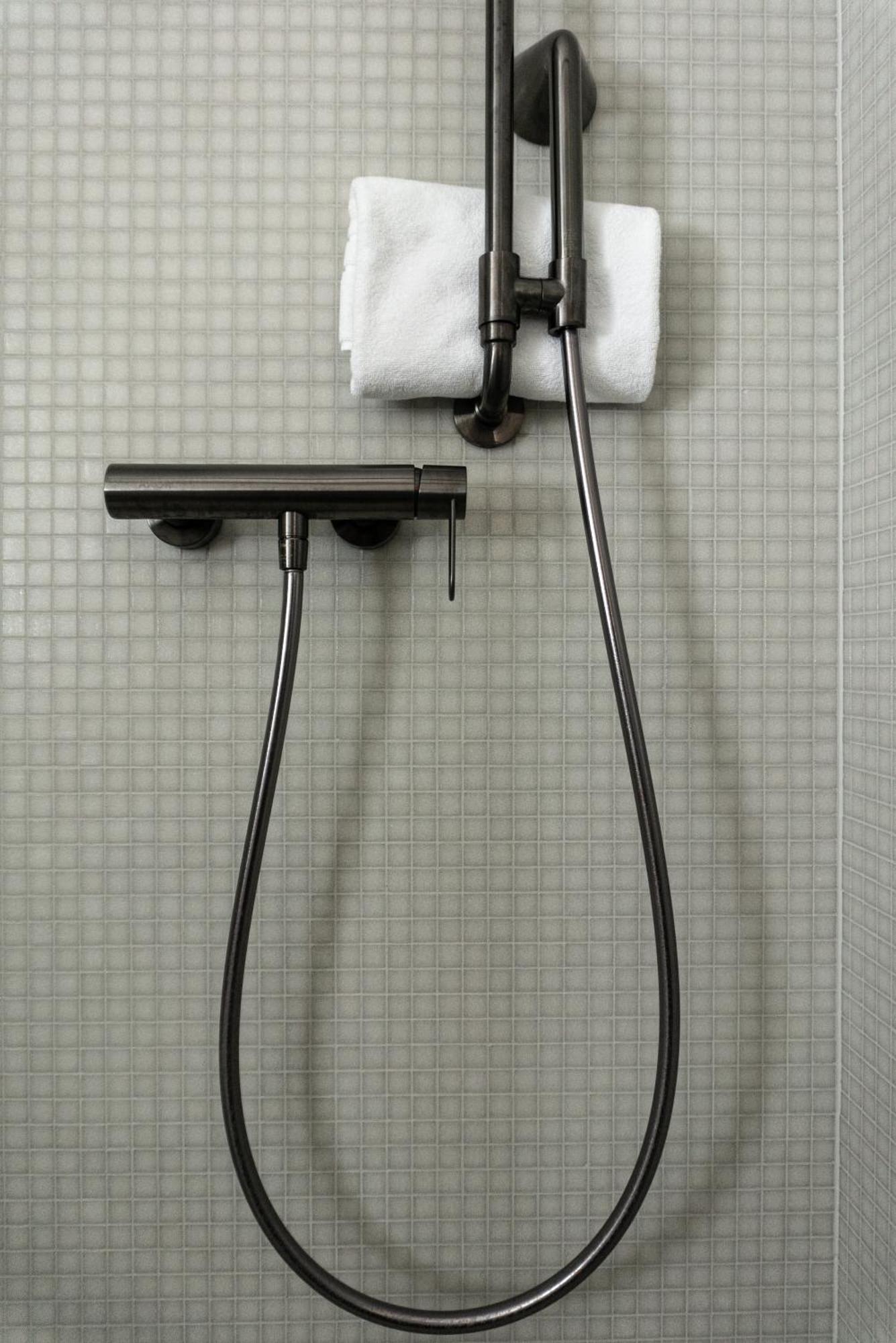 Le Sauvage Hotell Fribourg Rum bild